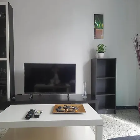 アパート Wonderful Flat Beside Salinetas Beach テルデ